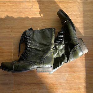 Steve Madden Troopa Leather Combat Army Green Lace UP Boots